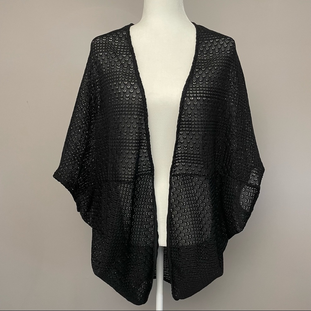 Easel Los Angeles Black Open-Weave Open-Front Batwing Cardigan Size M